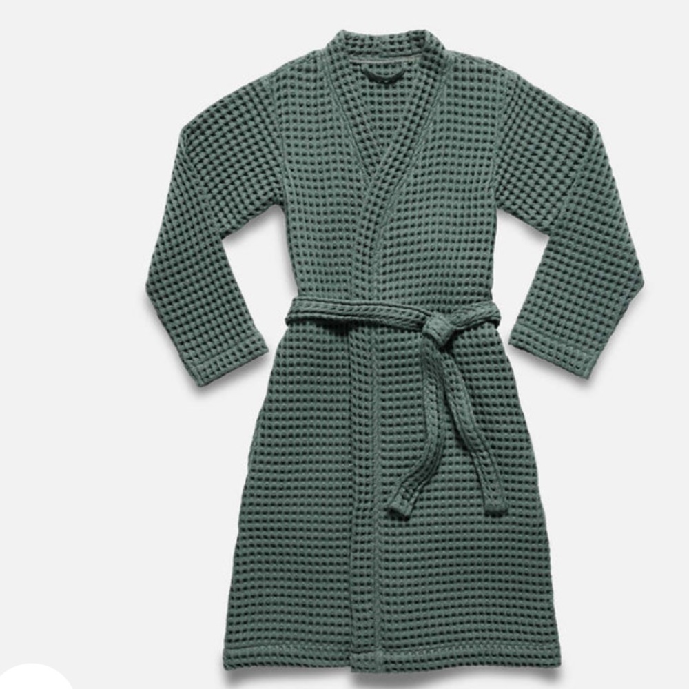 Large brooklinen robe waffle in blue
